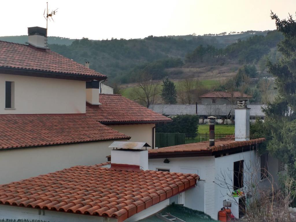 Casa Tau Vendégház Larrasoana Kültér fotó